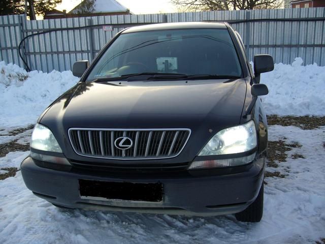 2001 Toyota Harrier
