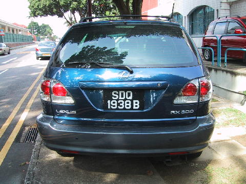 2001 Toyota Harrier Photos