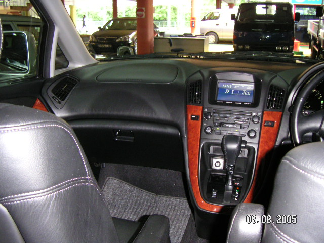 2001 Toyota Harrier For Sale