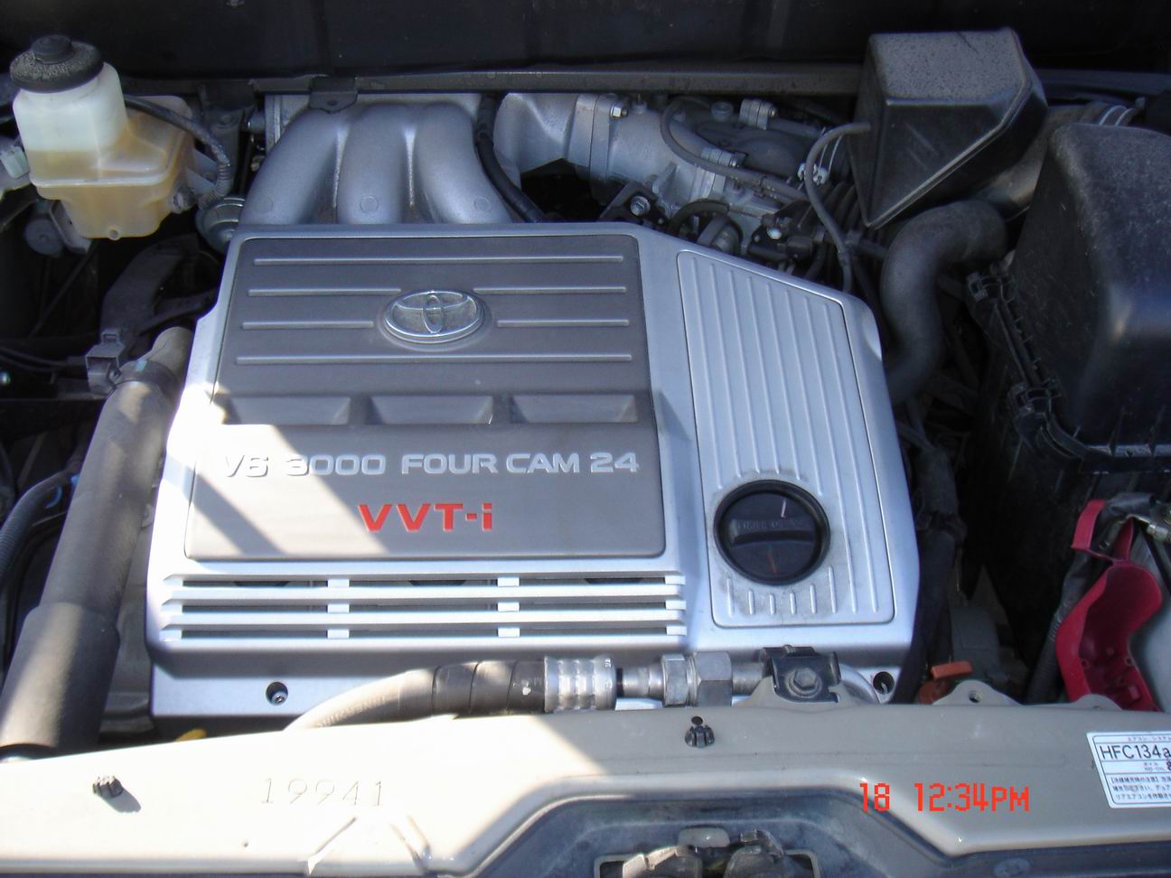 2001 Toyota Harrier Pictures