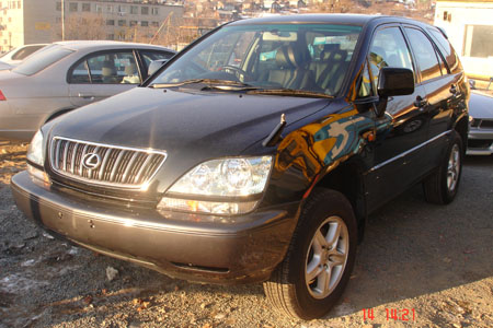 2001 Toyota Harrier Photos