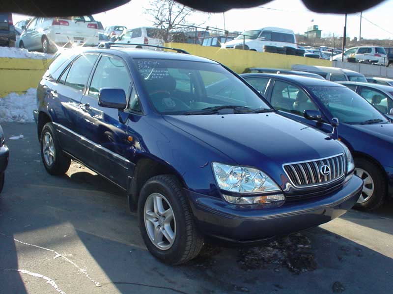 2001 Toyota Harrier Photos