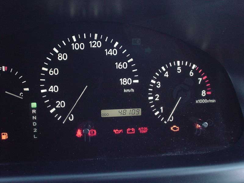2001 Toyota Harrier Pictures