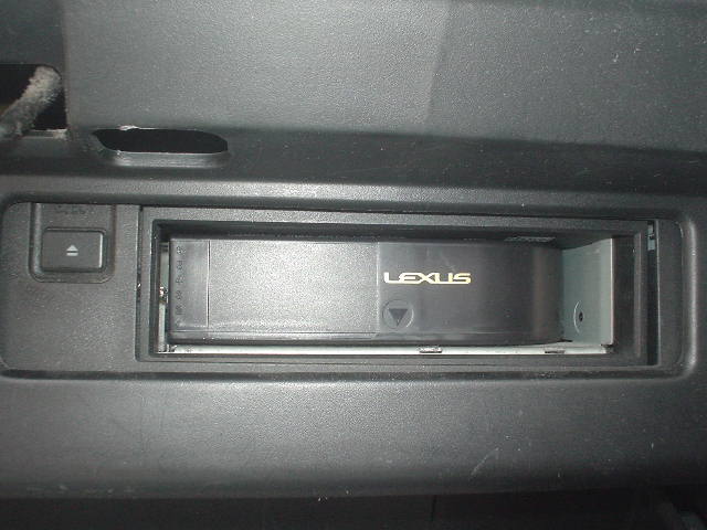 2001 Toyota Harrier Photos