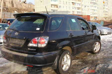 2001 Toyota Harrier Pictures