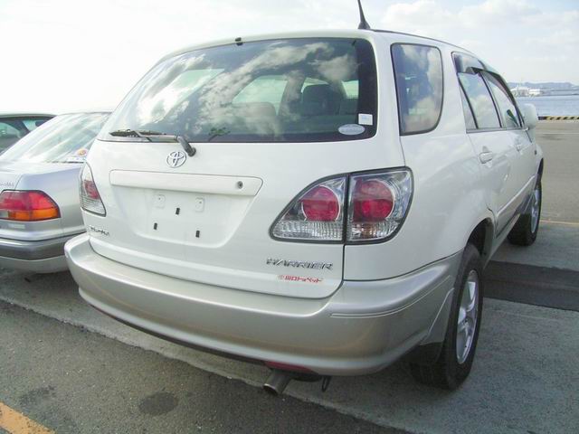 2001 Toyota Harrier Photos