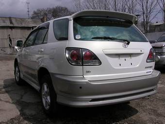 2001 Toyota Harrier Pictures