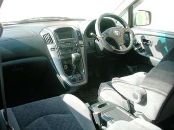 2001 Toyota Harrier Pictures