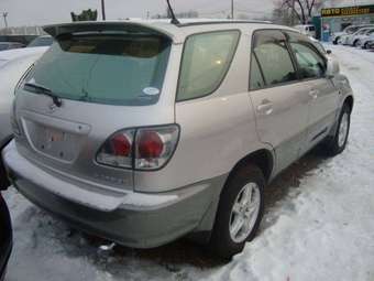 2001 Toyota Harrier Photos