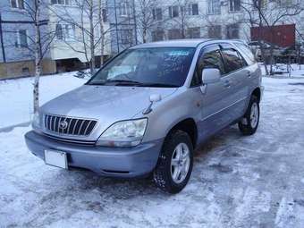 2001 Toyota Harrier Pictures