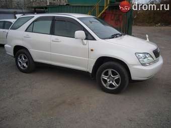 2001 Toyota Harrier Pictures