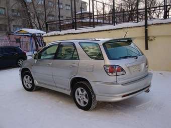 2001 Toyota Harrier Photos