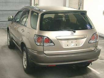 2001 Toyota Harrier Photos