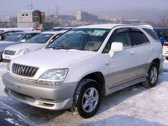 2001 Toyota Harrier Photos