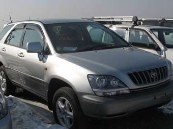 2001 Toyota Harrier Pictures