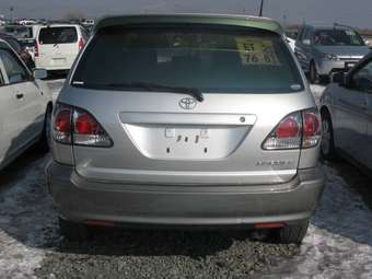 2001 Toyota Harrier Photos