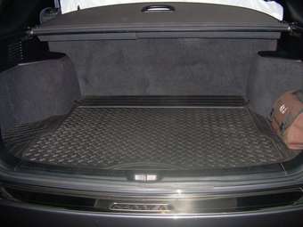 2001 Toyota Harrier Images