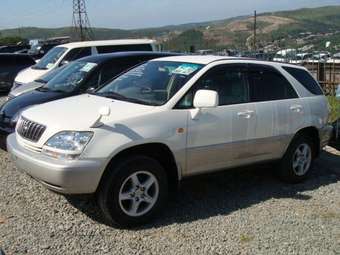 2001 Toyota Harrier Pictures