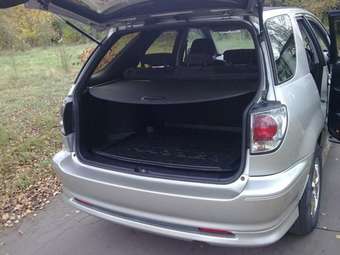 2001 Toyota Harrier Pictures