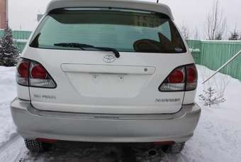 2001 Toyota Harrier Pictures