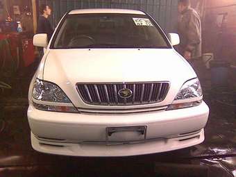 2001 Toyota Harrier Pictures