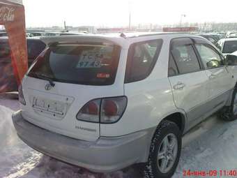 2001 Toyota Harrier Pictures