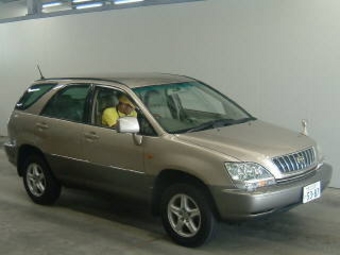 2002 Toyota Harrier