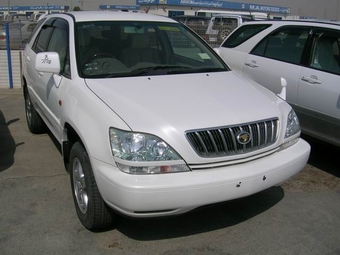 2002 Toyota Harrier