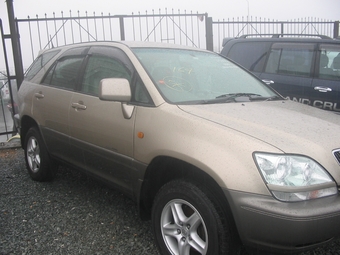 2002 Toyota Harrier