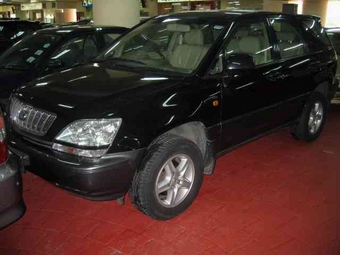 2002 Toyota Harrier