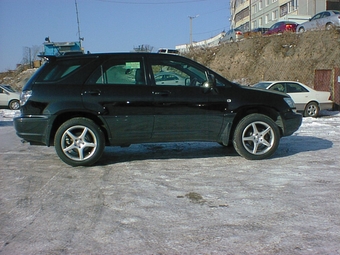 2002 Toyota Harrier