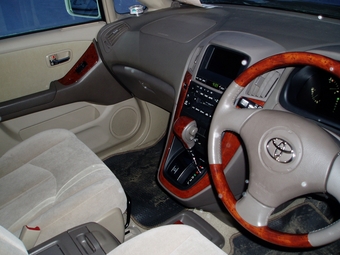 2002 Toyota Harrier