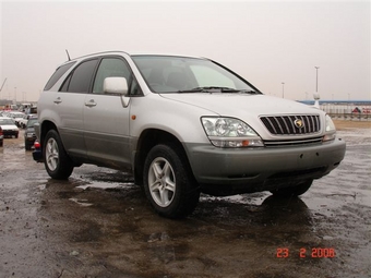 2002 Toyota Harrier