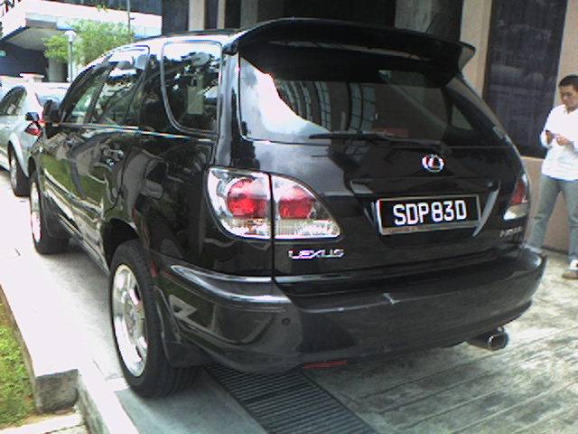 2002 Toyota Harrier