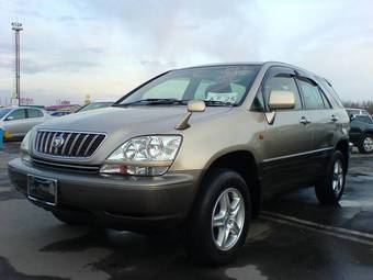 2002 Toyota Harrier