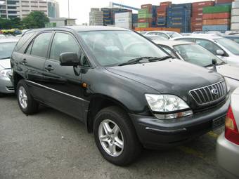 2002 Toyota Harrier