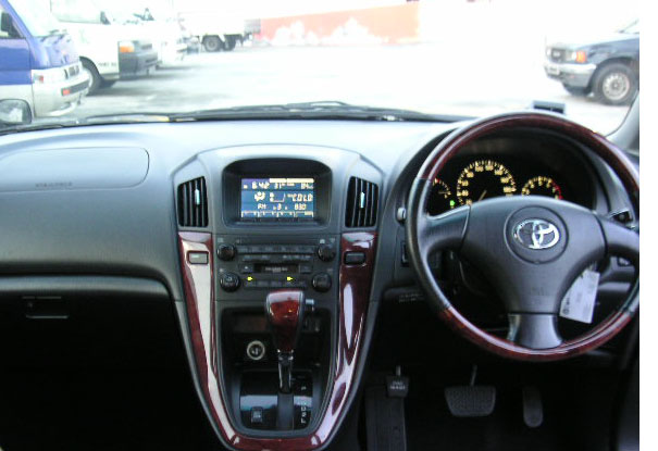 2002 Toyota Harrier