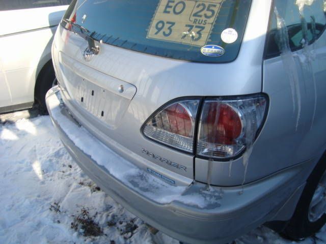 2002 Toyota Harrier