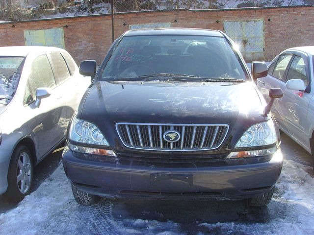 2002 Toyota Harrier