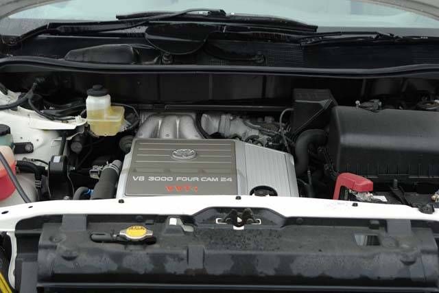 2002 Toyota Harrier