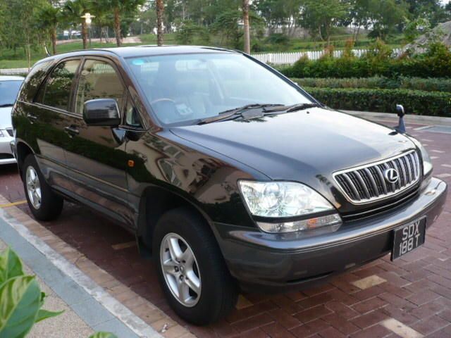 2002 Toyota Harrier