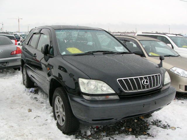 2002 Toyota Harrier