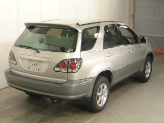 2002 Toyota Harrier Pictures