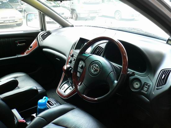 2002 Toyota Harrier For Sale