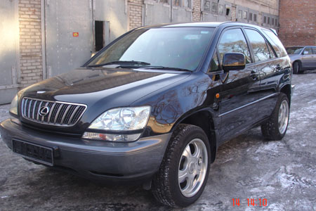 2002 Toyota Harrier Photos