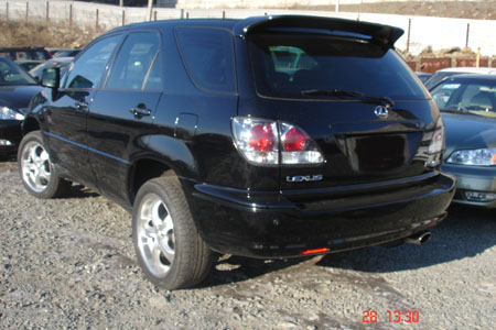 2002 Toyota Harrier Photos