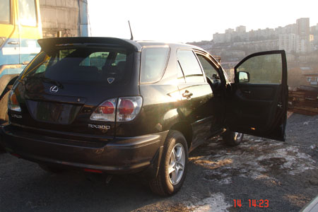 2002 Toyota Harrier Pictures