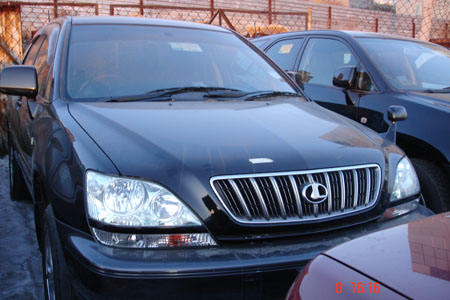 2002 Toyota Harrier Images