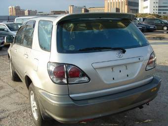 2002 Toyota Harrier Pictures