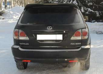 2002 Toyota Harrier Photos